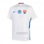 Tailandia Camiseta De Futbol Eslovaquia Segunda 2020-2021